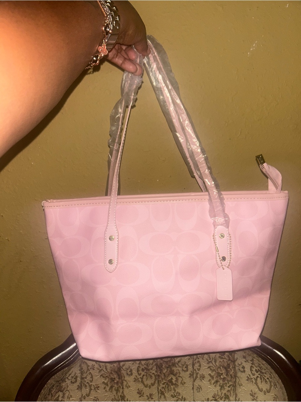 Source Unknown Pink Coach-Style Tote Bag